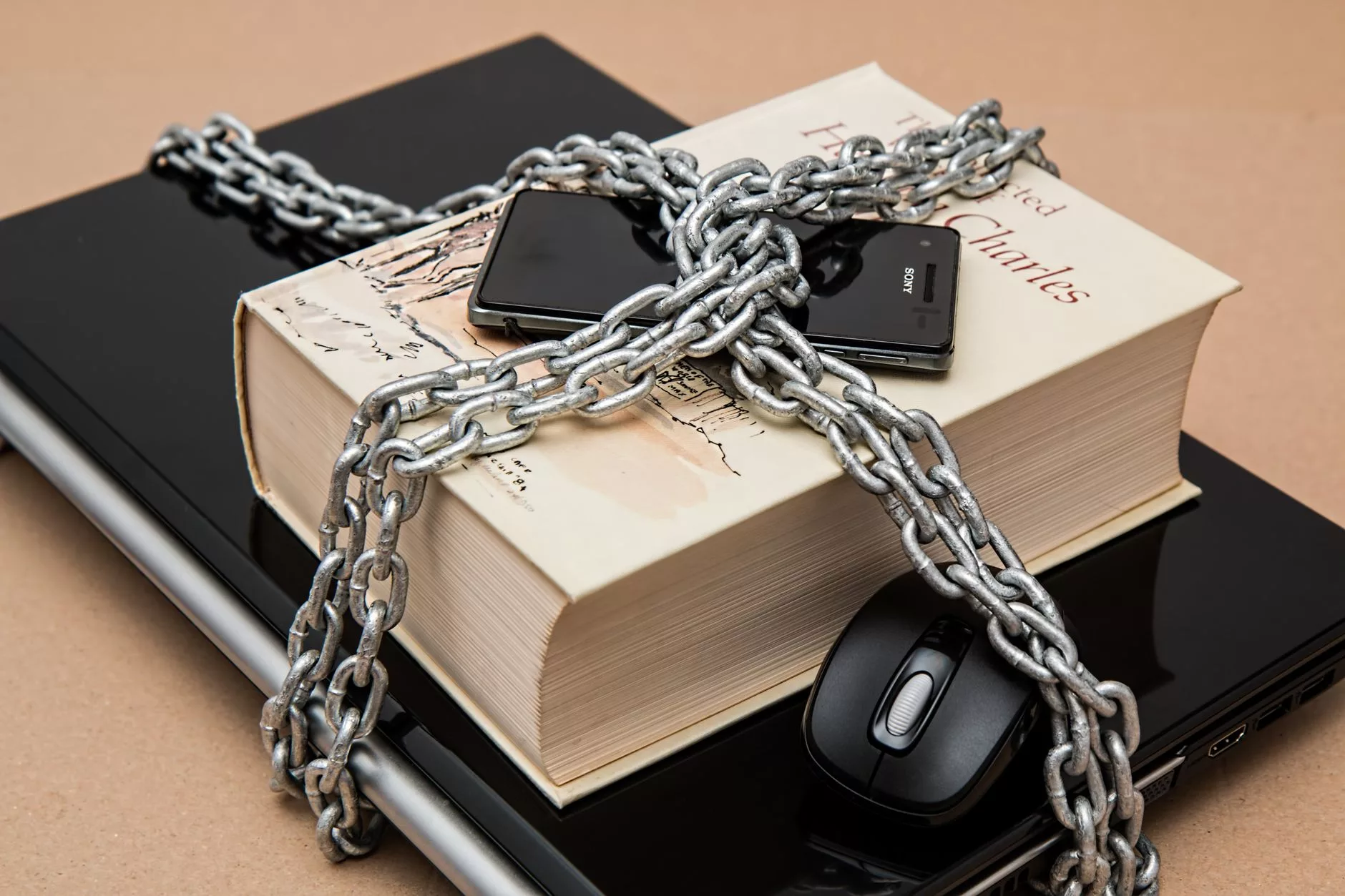 Netzwerkverteidigung und serverseitige Sicherheitsmaßnahmen