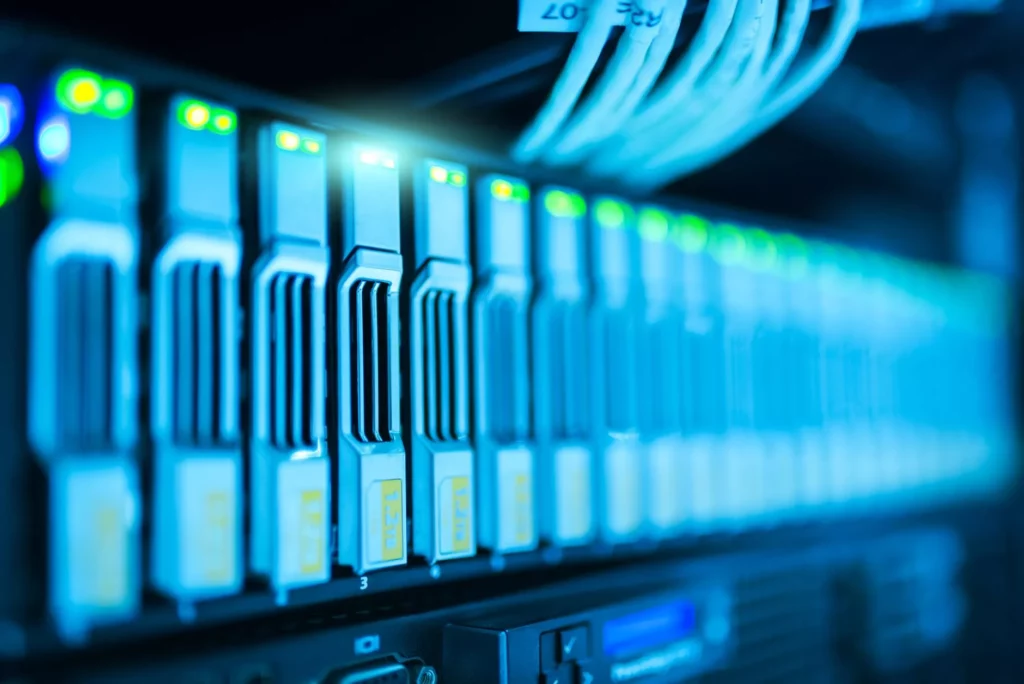 Shared Hosting vs VPS: Which Hosting Plan Is Right for You?